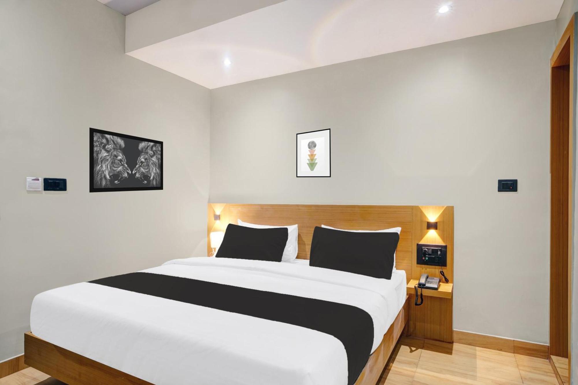 Townhouse Oak Sarusajai Stadium Dispur エクステリア 写真
