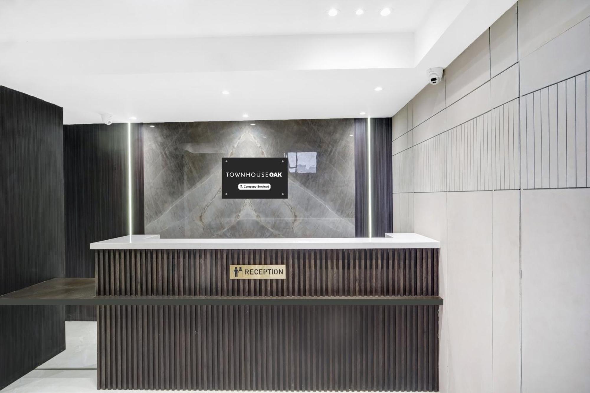 Townhouse Oak Sarusajai Stadium Dispur エクステリア 写真