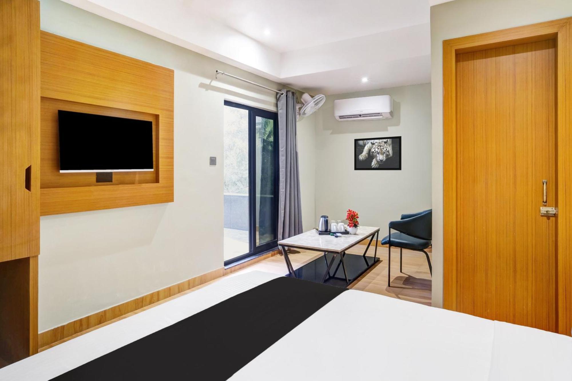 Townhouse Oak Sarusajai Stadium Dispur エクステリア 写真