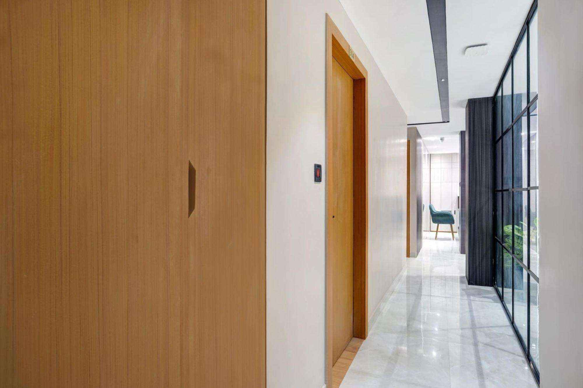 Townhouse Oak Sarusajai Stadium Dispur エクステリア 写真