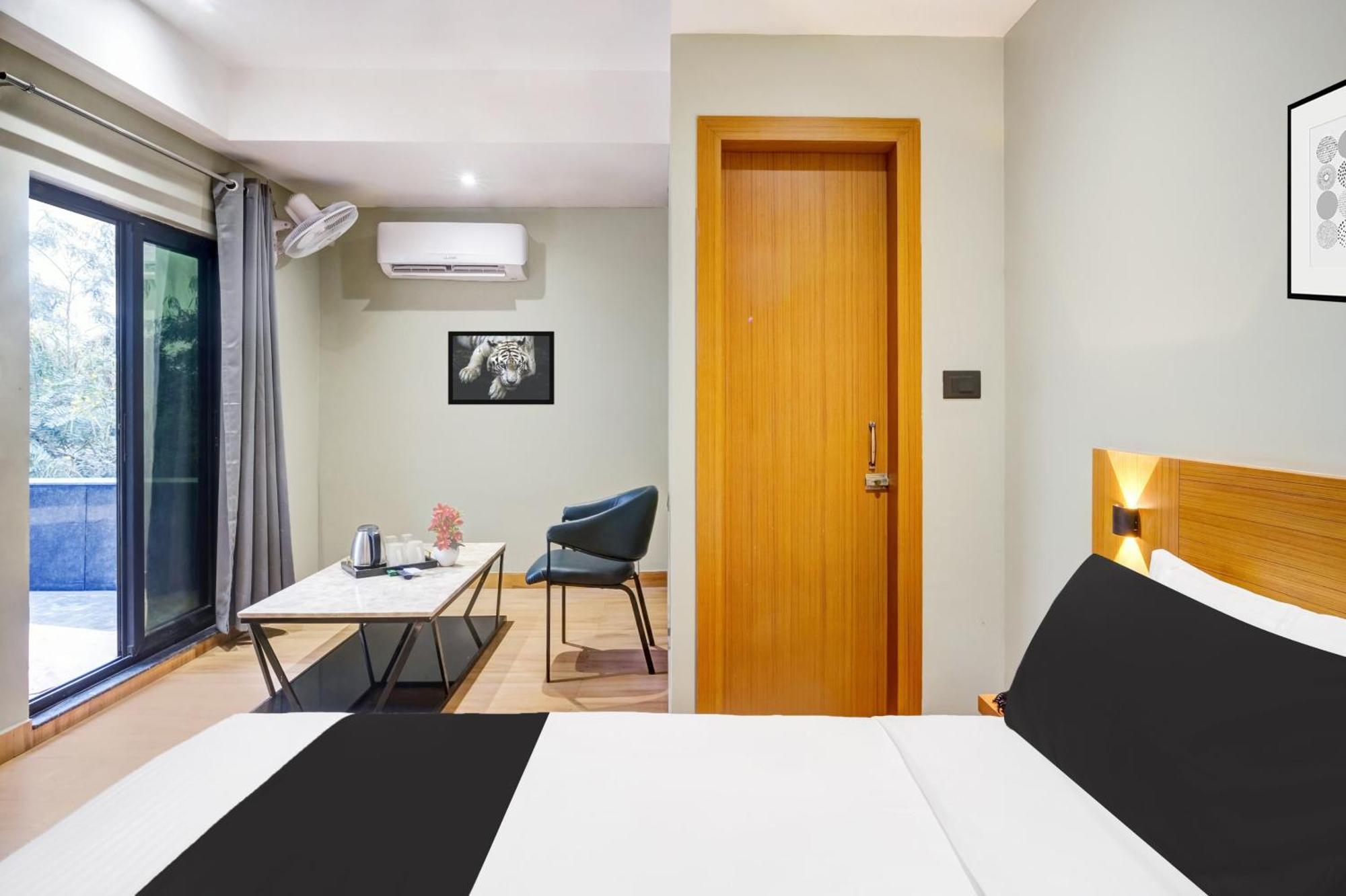 Townhouse Oak Sarusajai Stadium Dispur エクステリア 写真