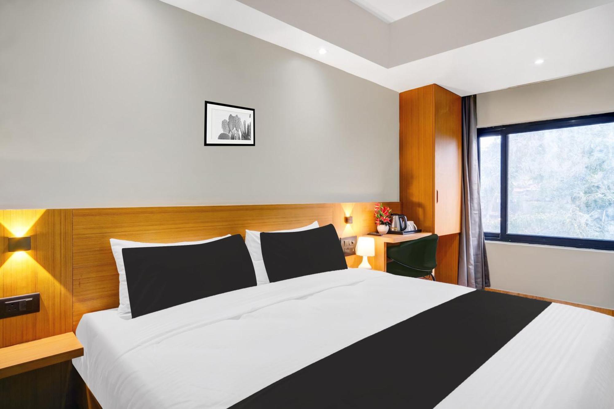 Townhouse Oak Sarusajai Stadium Dispur エクステリア 写真